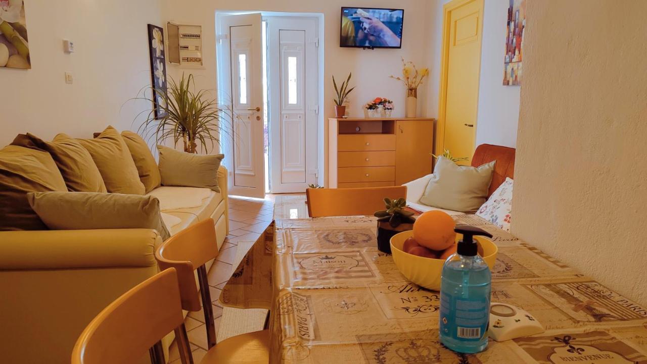 Odyssey Apartment ปาร์กา ภายนอก รูปภาพ